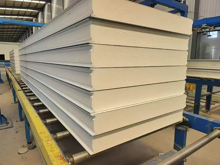 Polyuretanisolerad panel